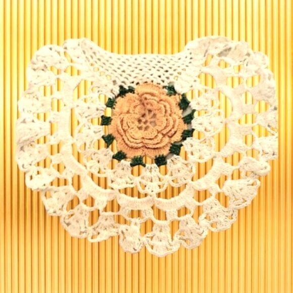 CROCHET DOILIES Set of 3 Various   HANDMADE 9" 7"  1970's VINTAGE - Picture 1 of 13